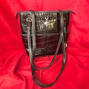 BLACK LEATHER BRIGHTON SHOULDER BAG